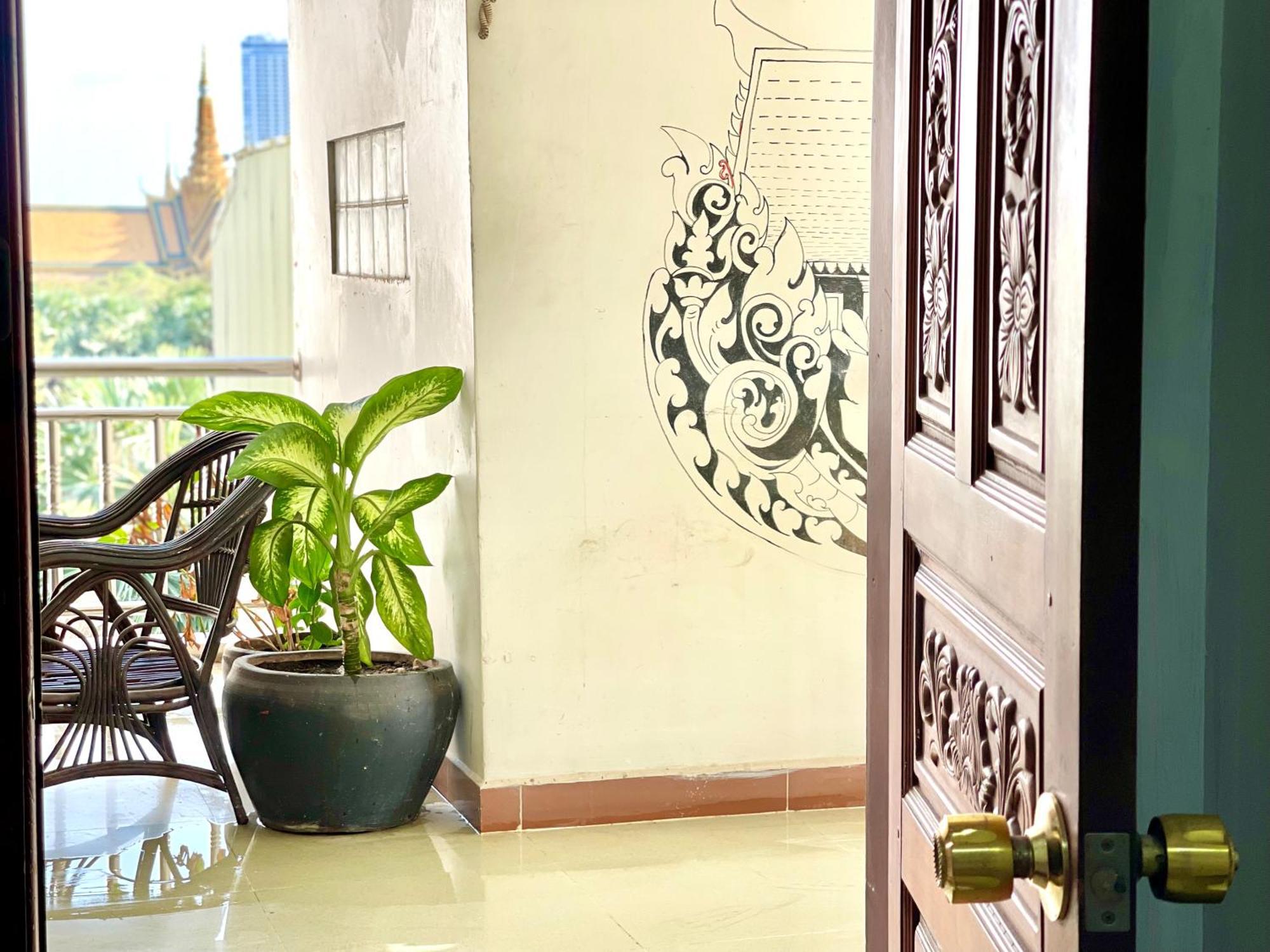 Sky Residence - 50M To Museum And Riverside Phnom Penh Exteriör bild