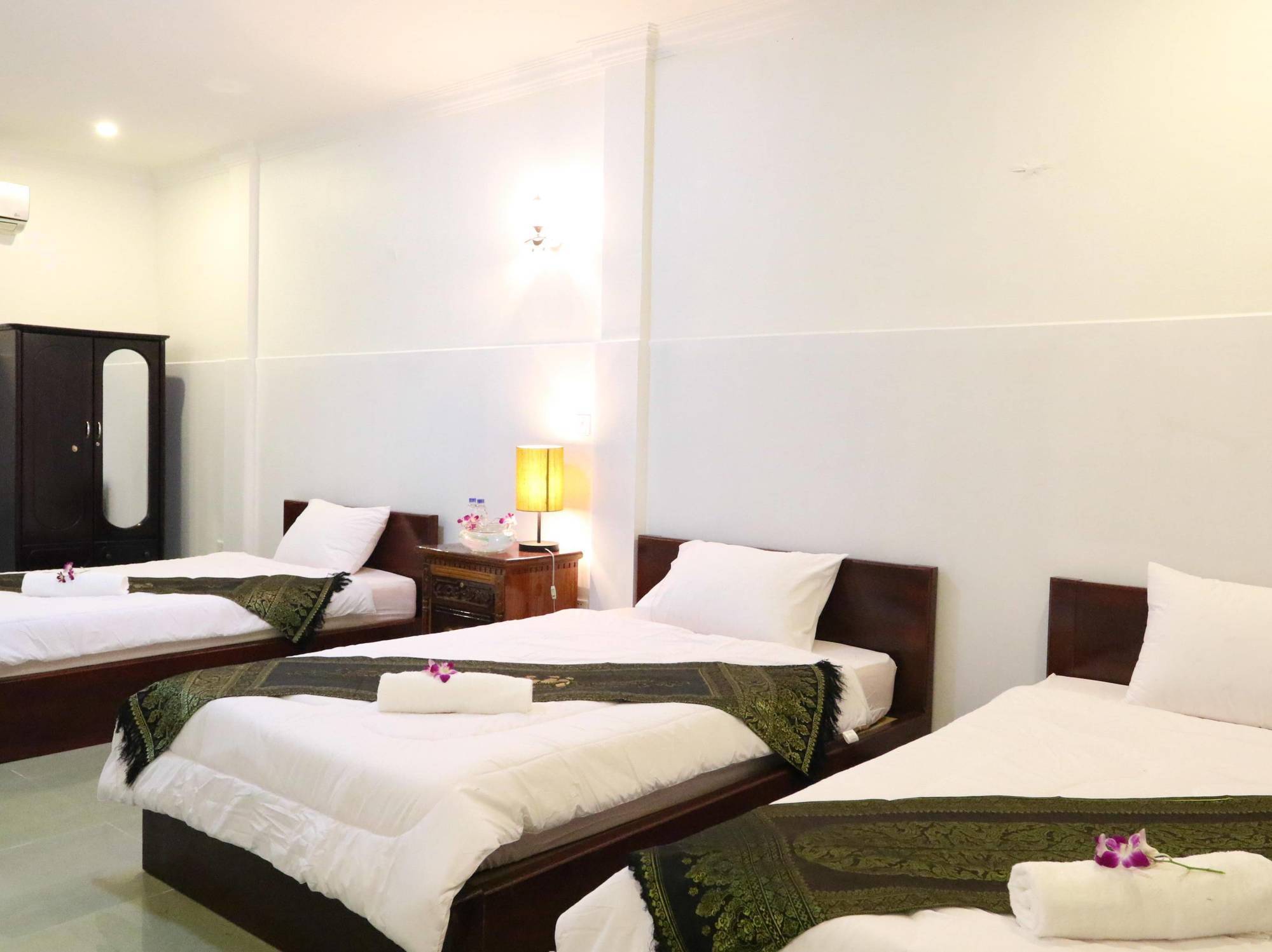 Sky Residence - 50M To Museum And Riverside Phnom Penh Exteriör bild